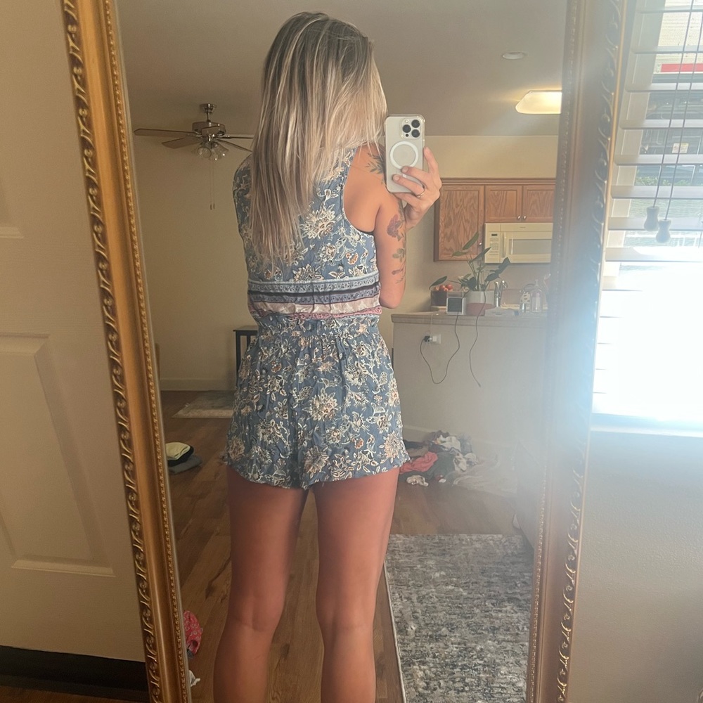 🔥5 for $15🔥 - American Eagle Romper - Picture 2 of 4